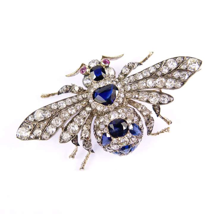 Sapphire and diamond bee brooch